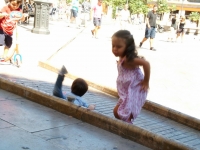 en-la-plaza-virgen-09